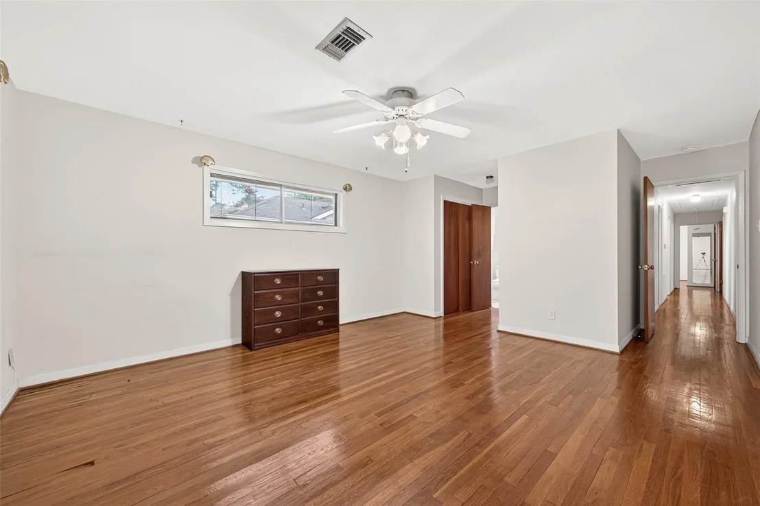 Photo of 5610 Belrose Drive