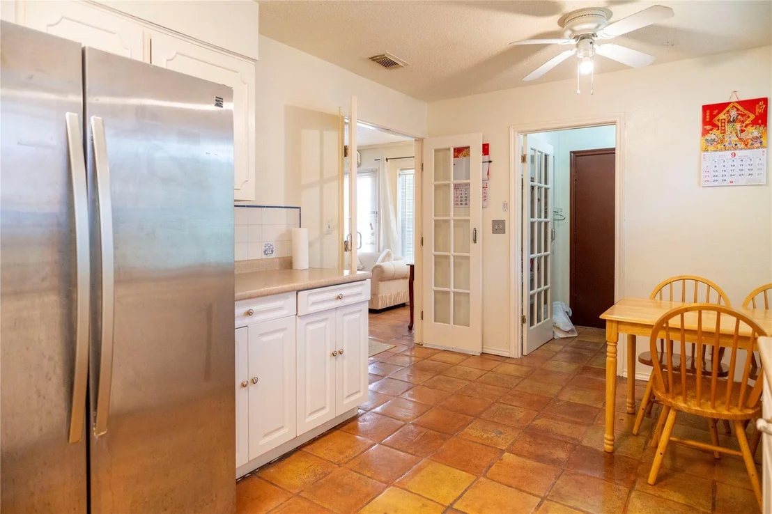 Photo of 8923 Hendon Lane