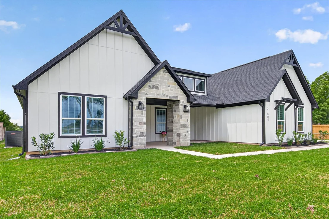Photo of 31807 Charter Lane