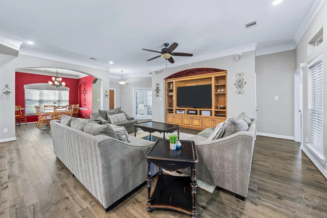 Photo of 3635 River Bend Drive