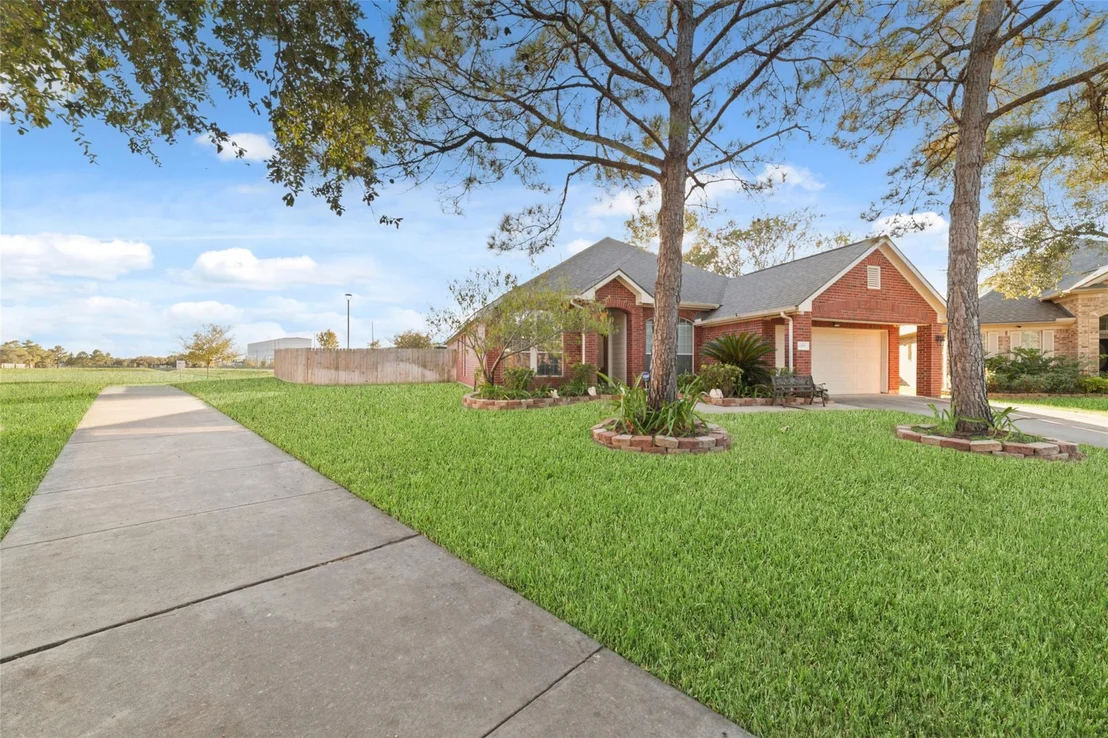 Photo of 12931 Blackbrook Lane