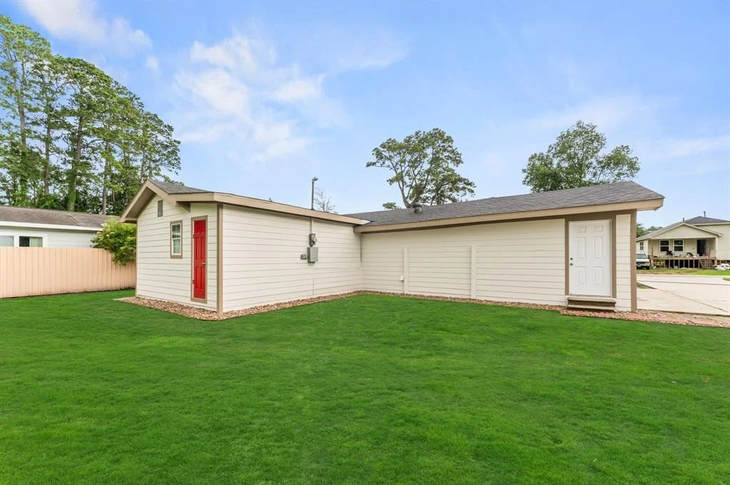 Photo of 6111 Glen Lee Drive