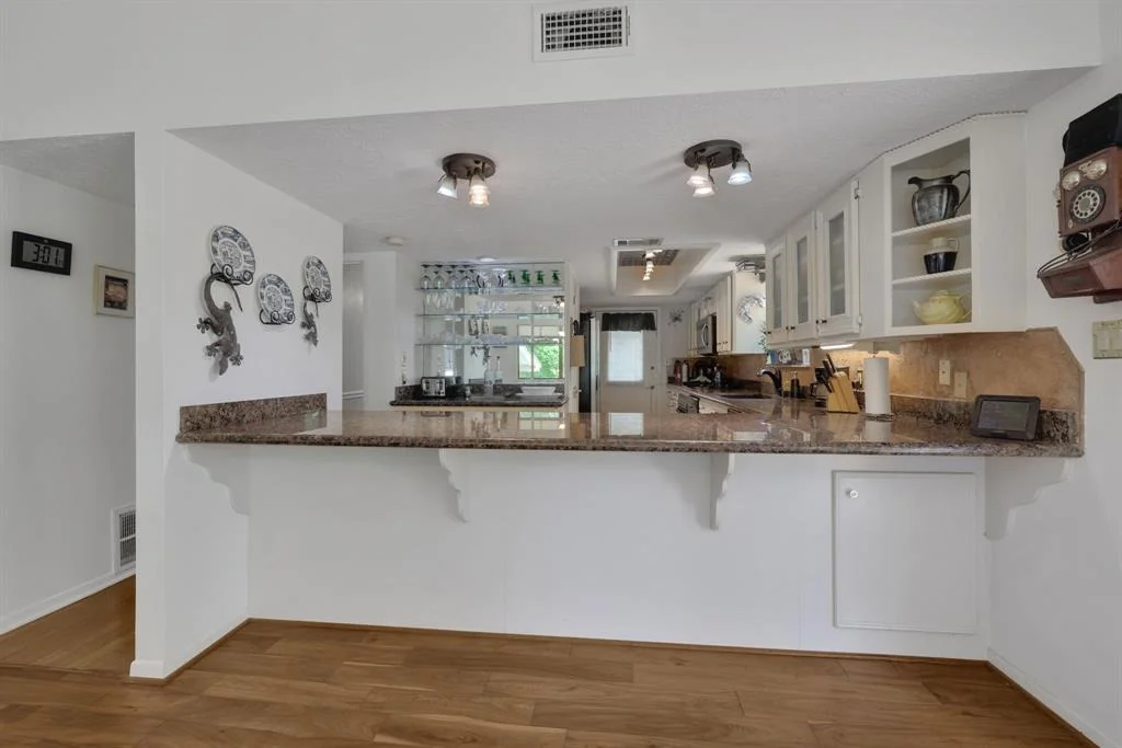 Photo of 81 Edgewater Lane