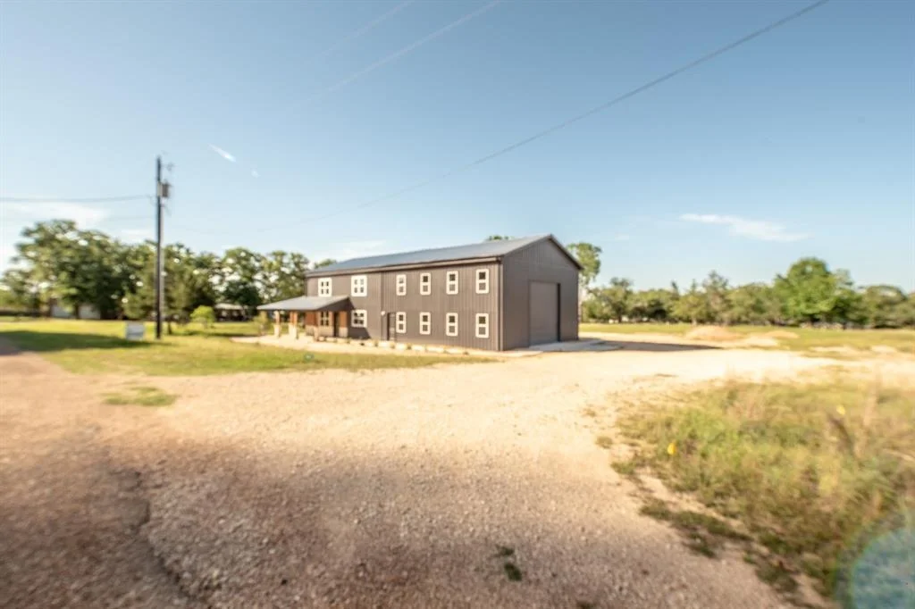 Photo of 103 Whispering Oaks
