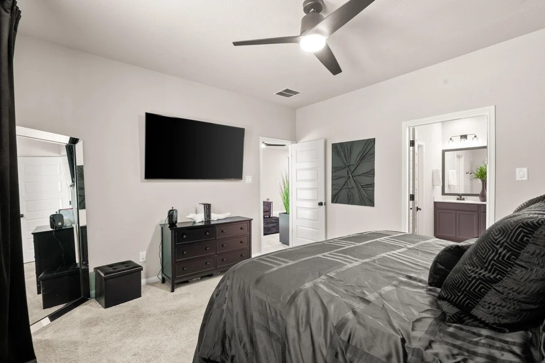 Photo of 7067 Silverleaf Oak Street