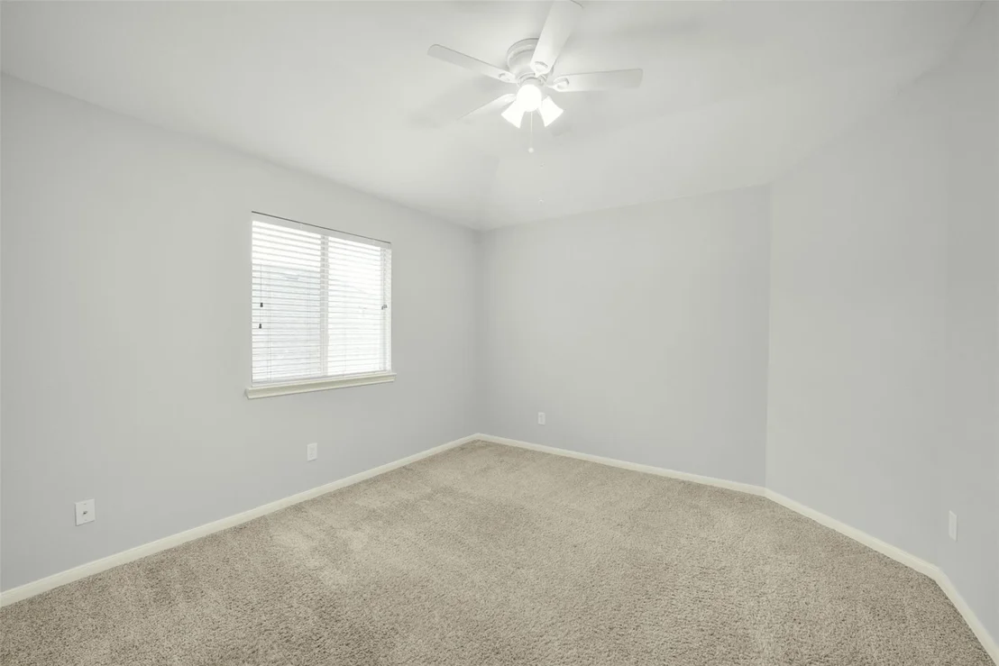 Photo of 21526 Falvel Lake Drive