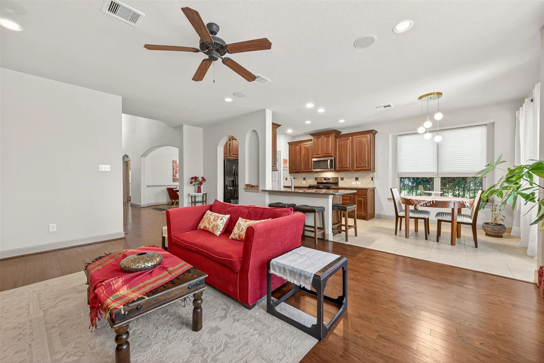Photo of 46 Tallgrass Way