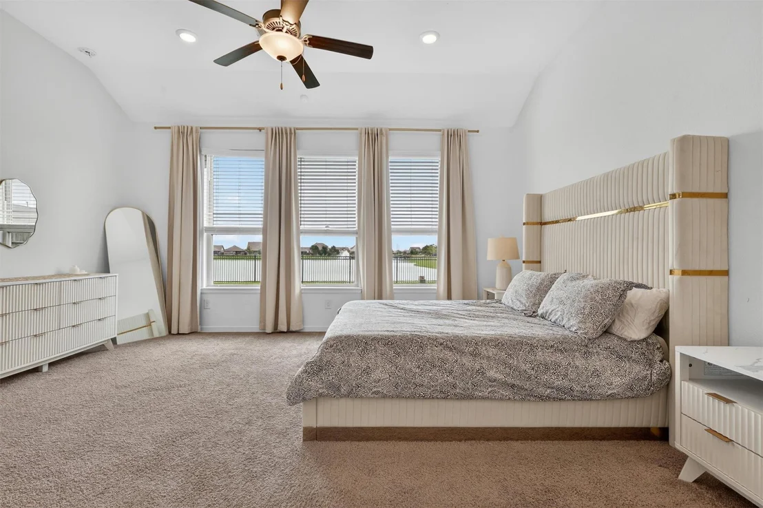 Photo of 4822 Chestnut Valley Lane