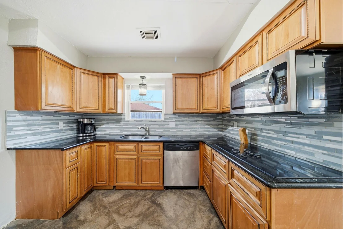 Photo of 6927 Leandra Drive