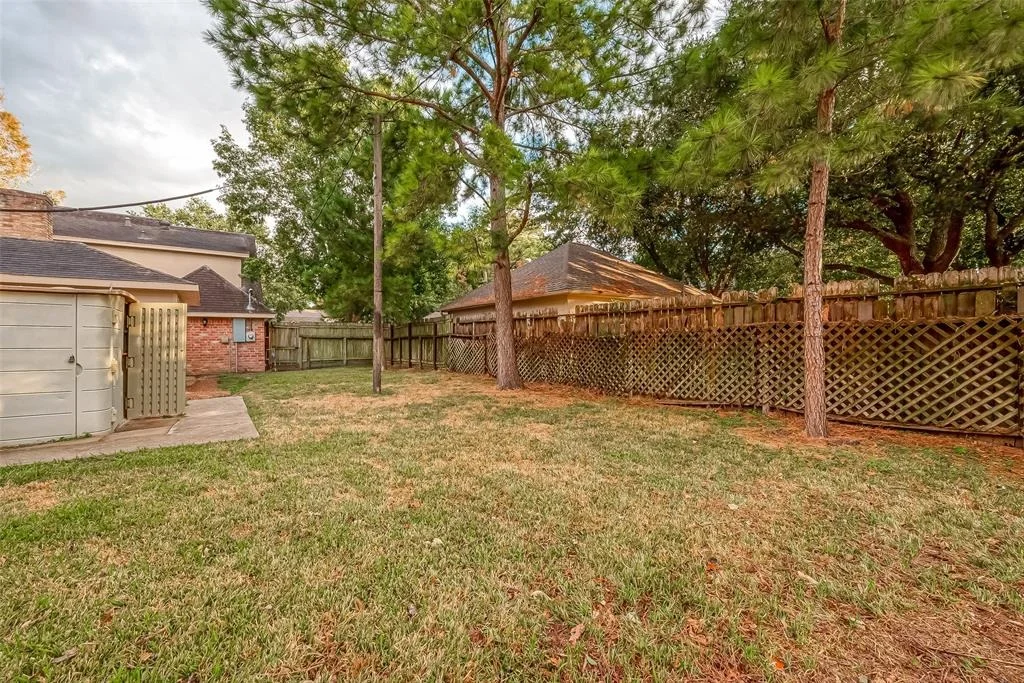 Photo of 5902 Templegate Drive