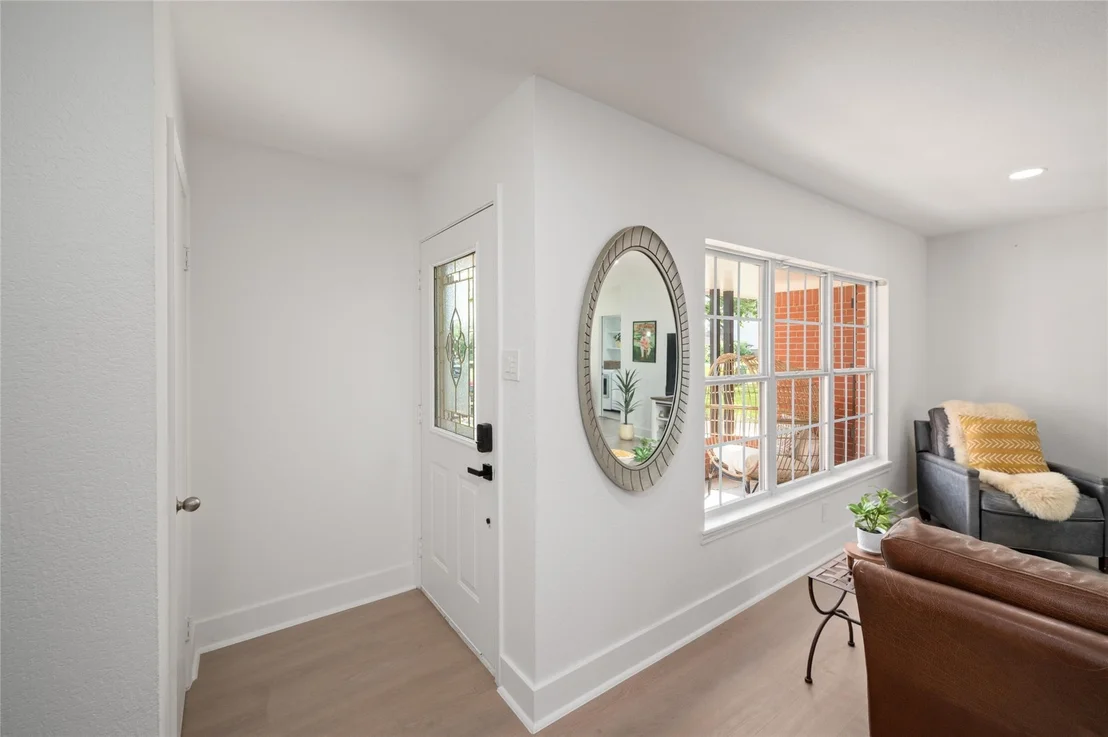 Photo of 2302 Hewitt Drive
