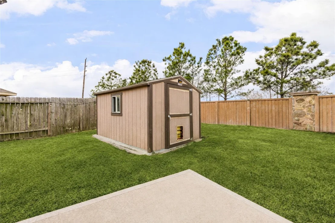 Photo of 18442 Grayson Bluff Way