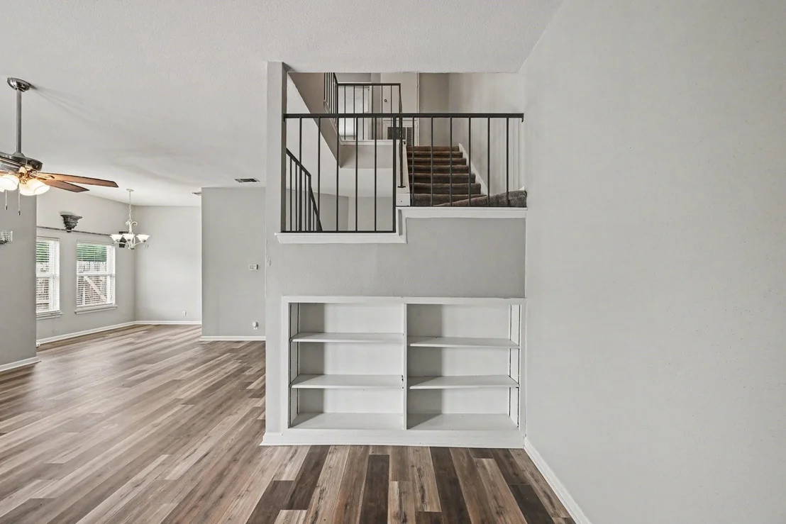 Photo of 8404 Forest Ridge Drive