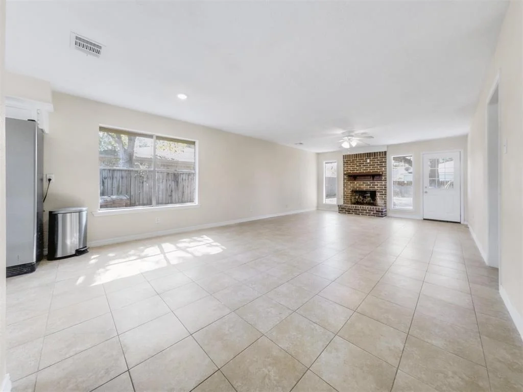 Photo of 23823 English Oak Drive