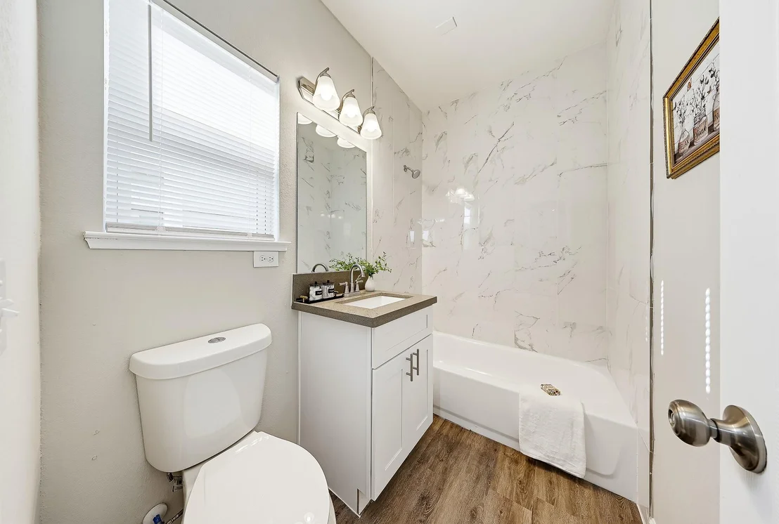 Photo of 313 De Haven Street