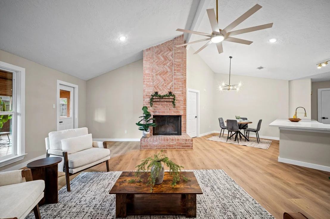 Photo of 4419 Pineville Lane