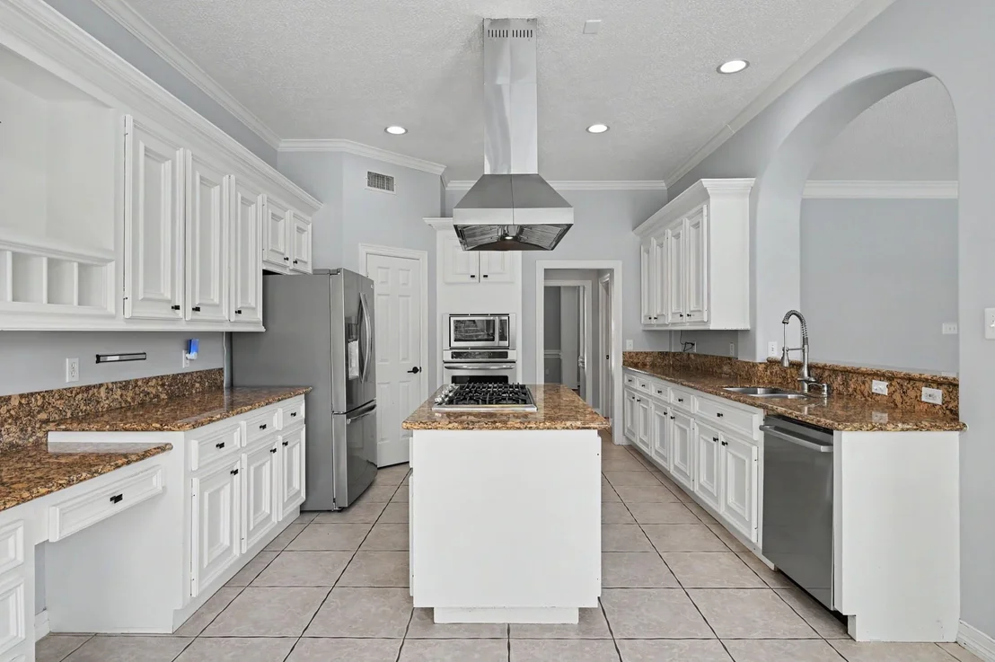 Photo of 18423 Bivens Bend