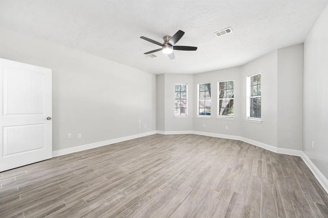 Photo of 18503 Pheasant Field Drive