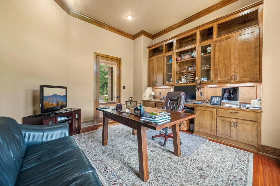 Photo of 9453 Deer Path Lane