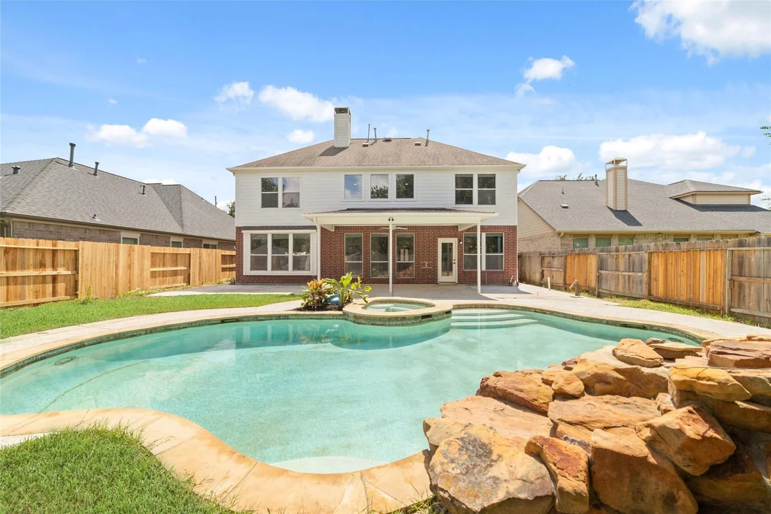 Photo of 6207 Suncrest Court