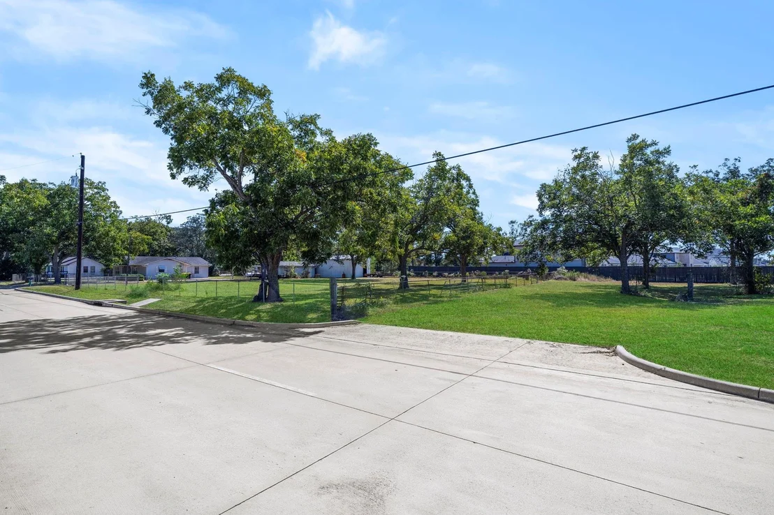 Photo of 5418 Bryan Road