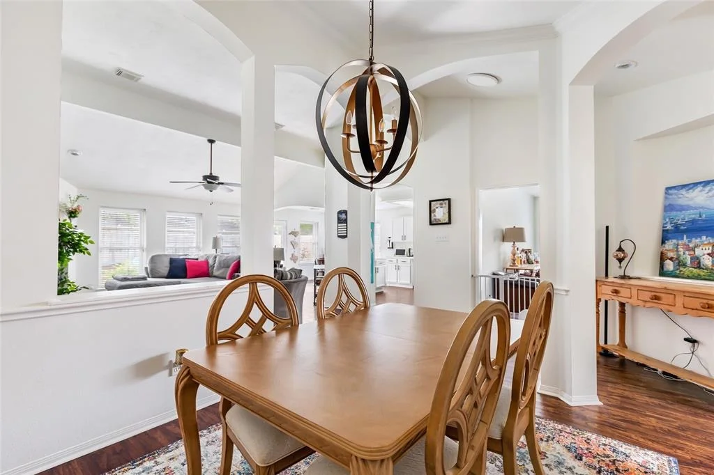 Photo of 18050 Landing Brook Drive