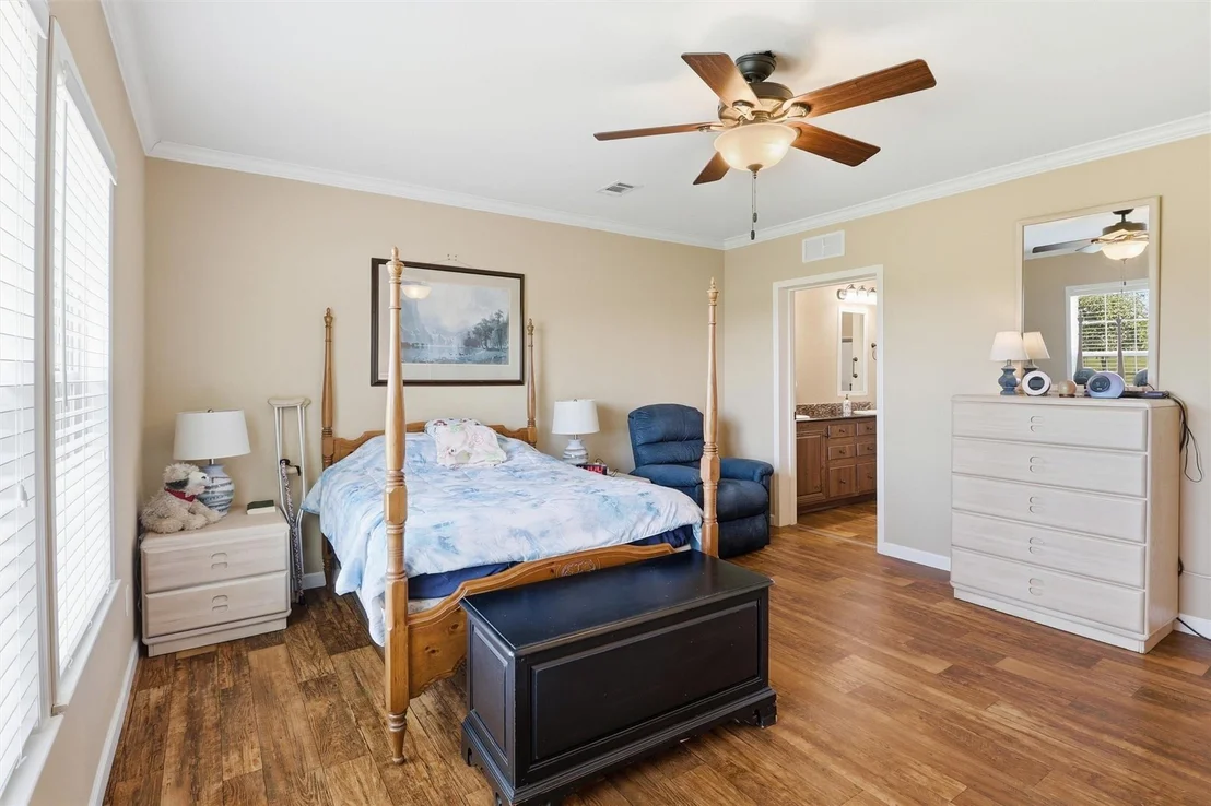 Photo of 32818 Rogers Road