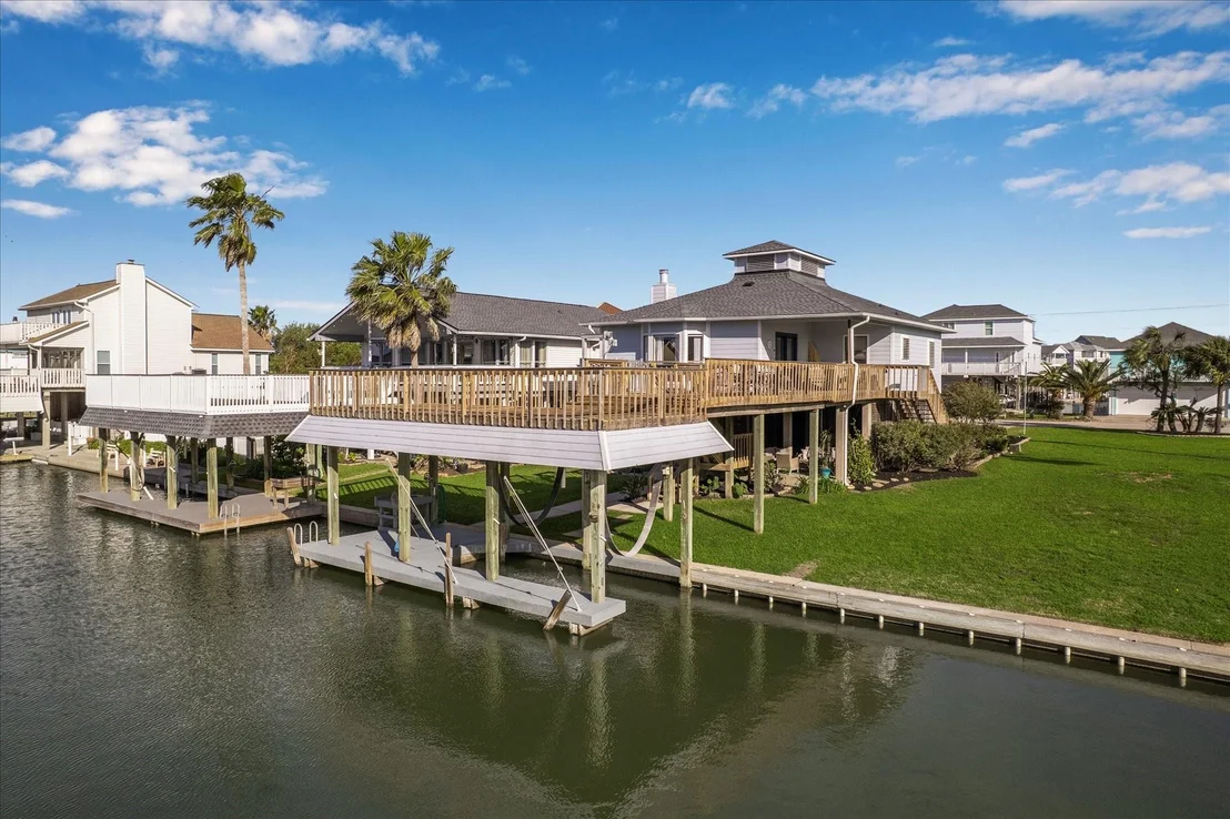 Photo of 1007 Tiki