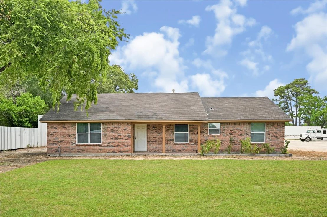 Photo of 15934 Estella Lane