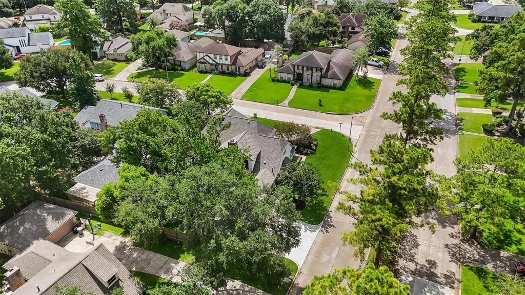 Photo of 8003 Hurst Forest Drive
