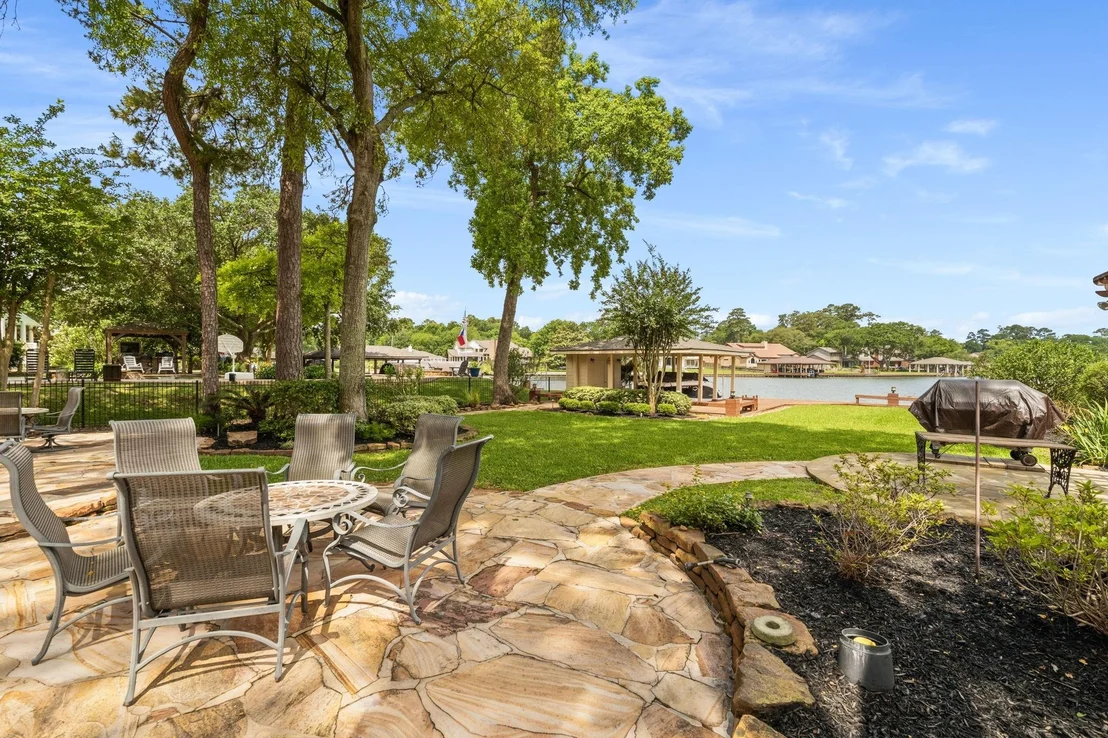 Photo of 130 Lakeside Drive