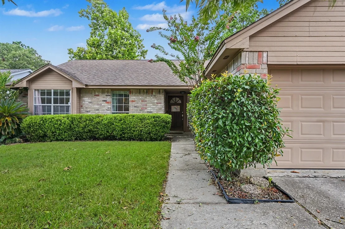 Photo of 5226 Clarkston Lane