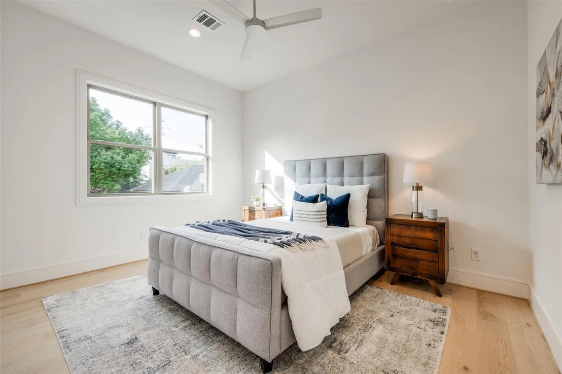 Photo of 2332 South Blvd Boulevard
