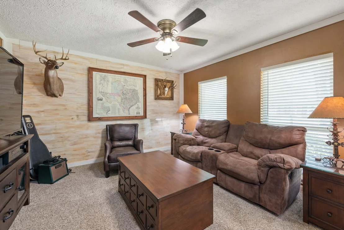 Photo of 3805 Windridge Drive