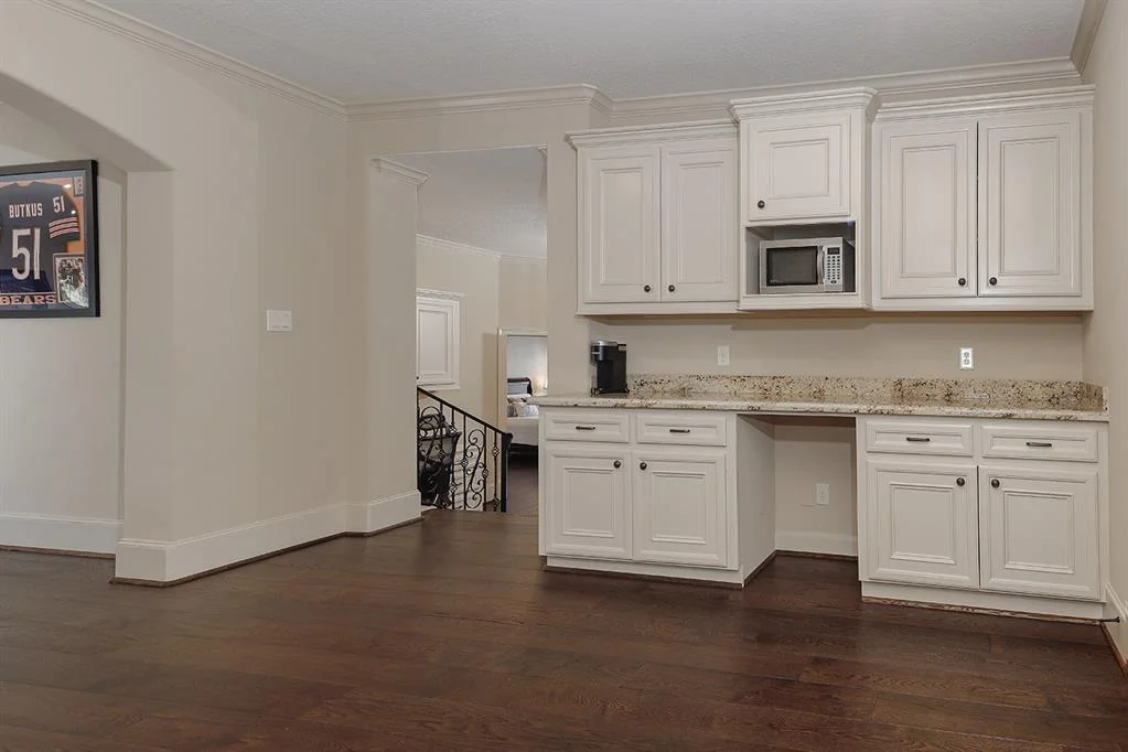 Photo of 6807 Pennwell