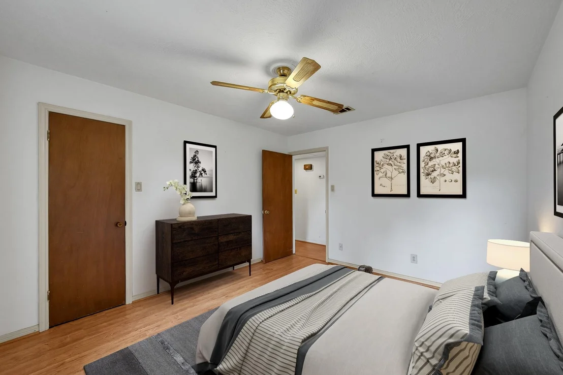 Photo of 16310 Weaver Lane