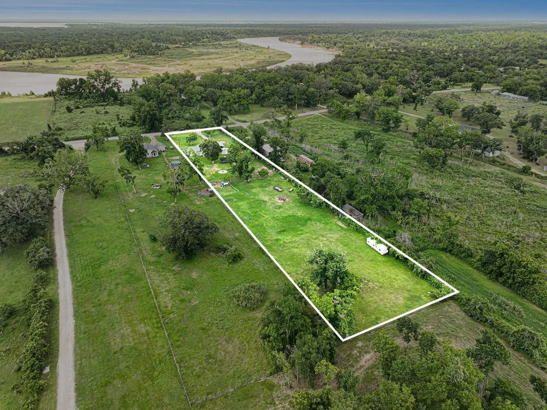 Photo of 7771 County Road 400