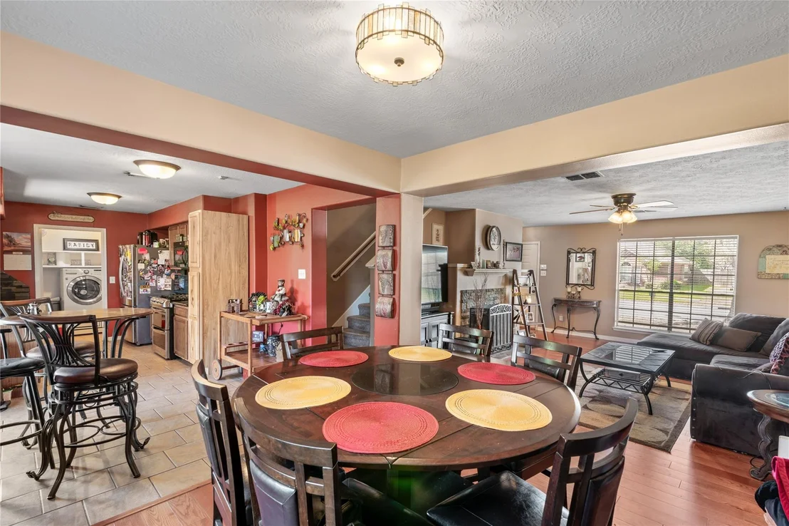 Photo of 3727 Oak Lace Drive
