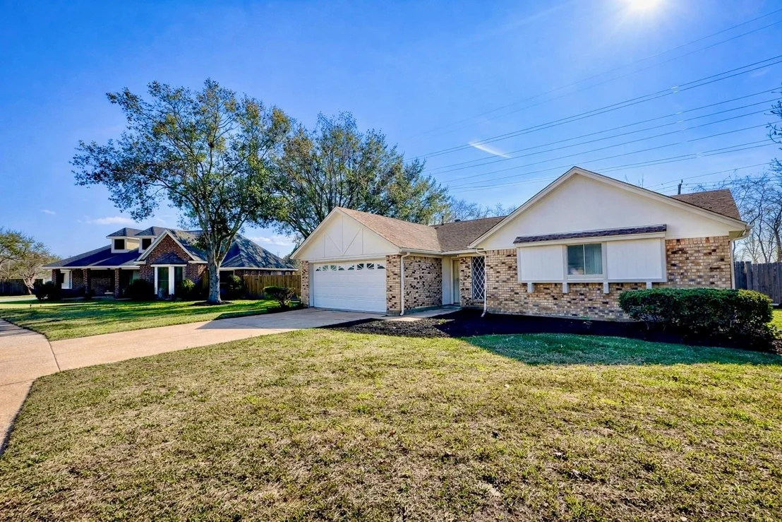 Photo of 3739 Moonlite Drive
