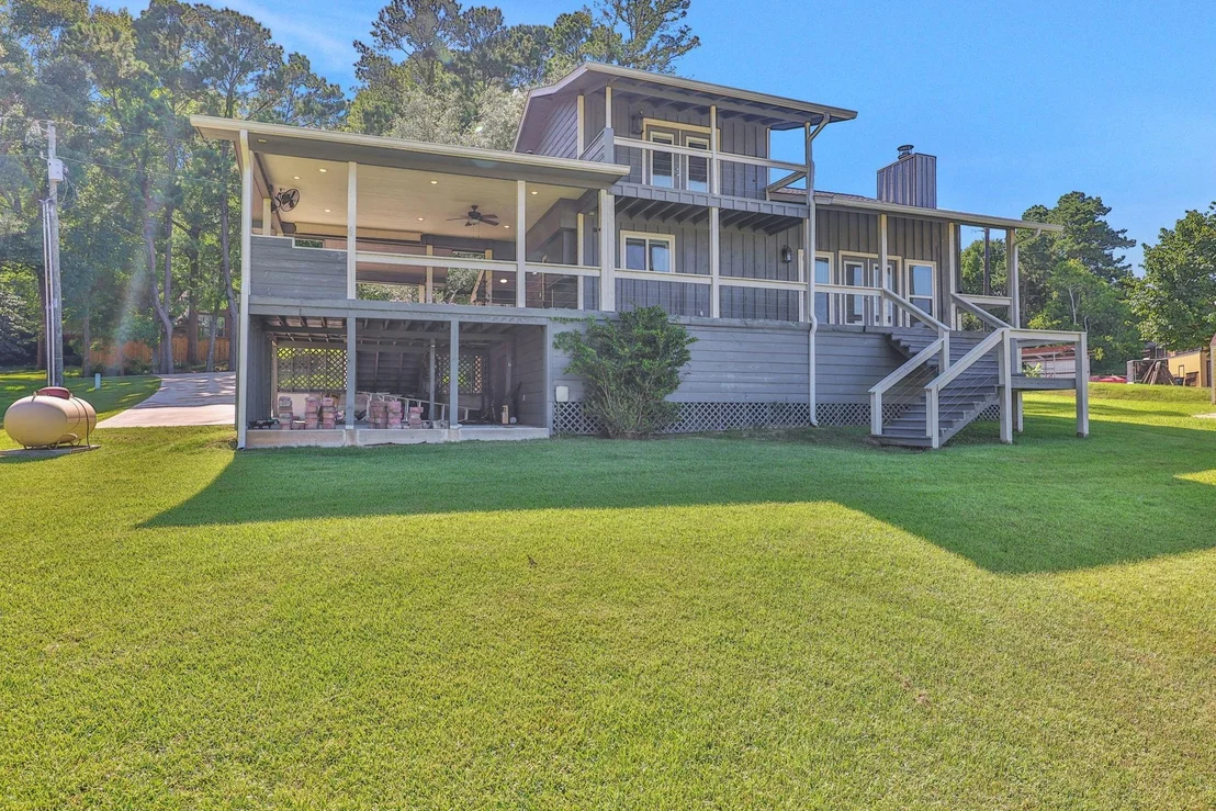 Photo of 20 Ridgeway Drive