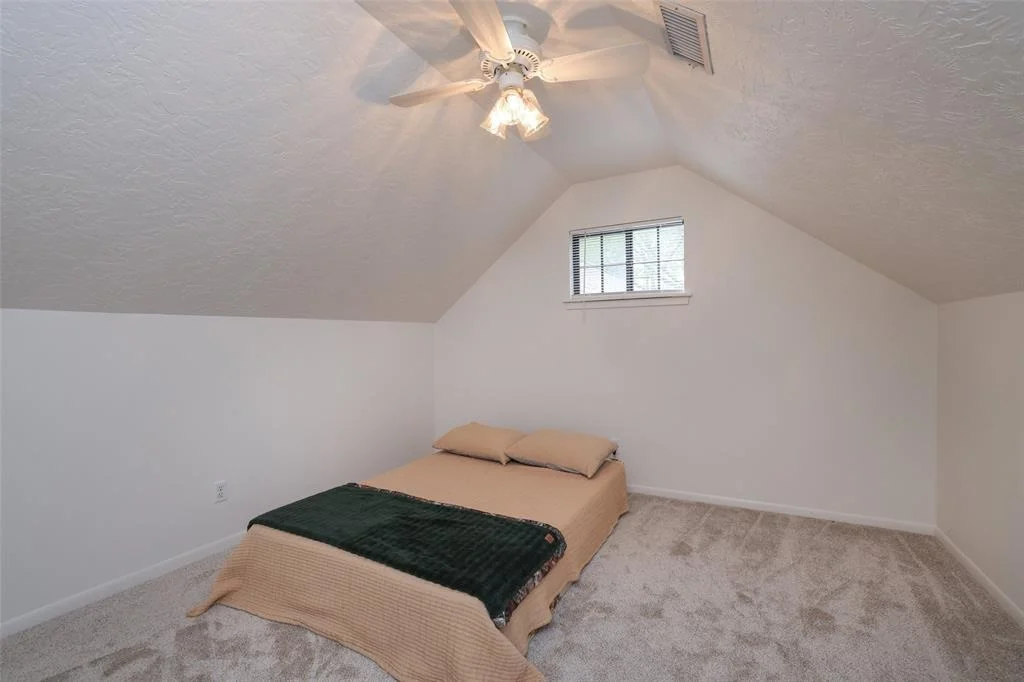 Photo of 9239 Walnut Road