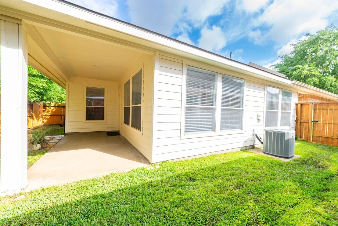 Photo of 5306 Thorngate Court
