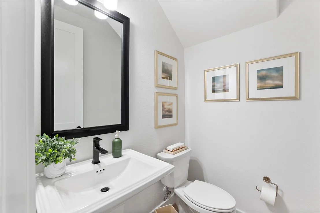 Photo of 324 Forest Reserve Place
