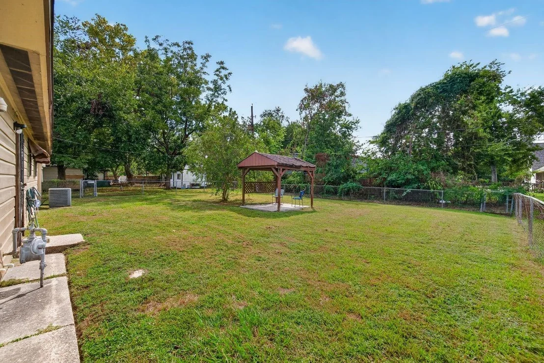 Photo of 1230 Hopper Road