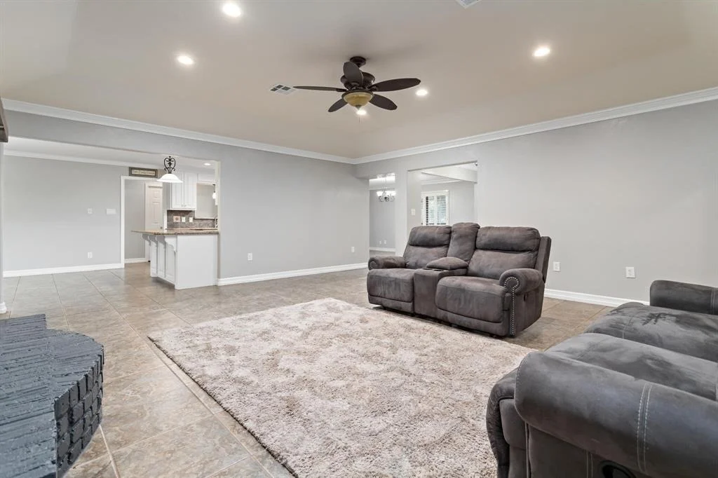 Photo of 608 Meadow Lane