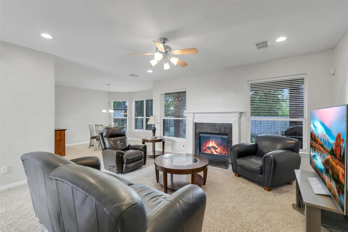 Photo of 14906 Windsor Manor