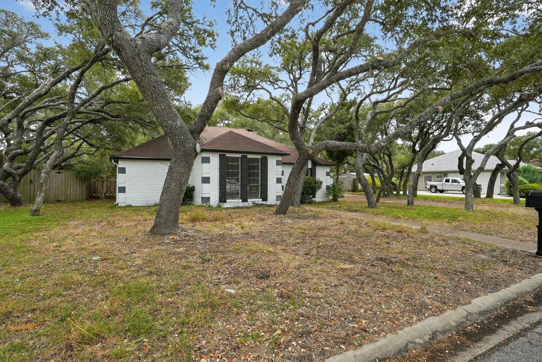 Photo of 107 Cherry Hills