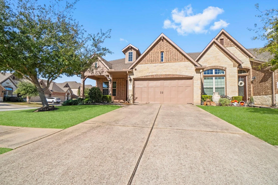 Photo of 9034 Centennial Drive