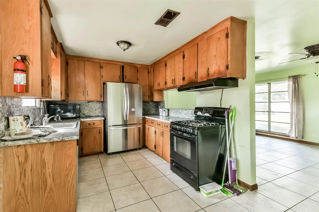 Photo of 3517 Tanglebriar Drive