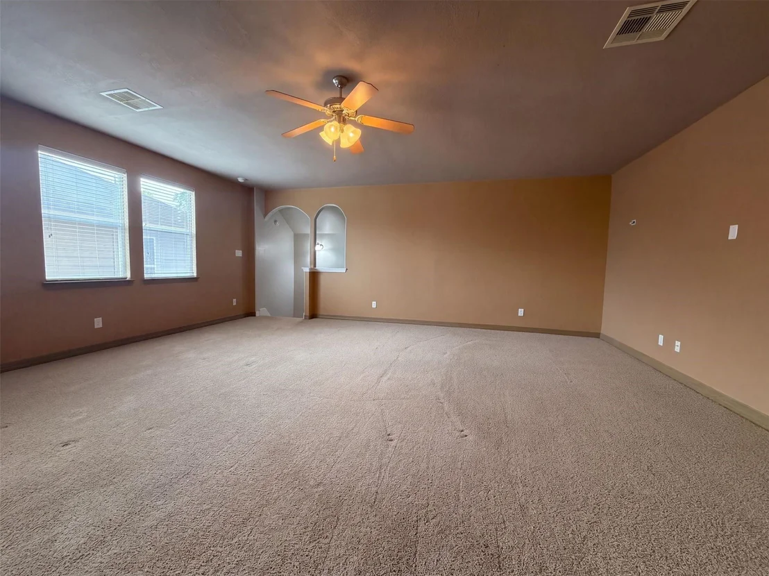 Photo of 9411 Silver Ridge Drive